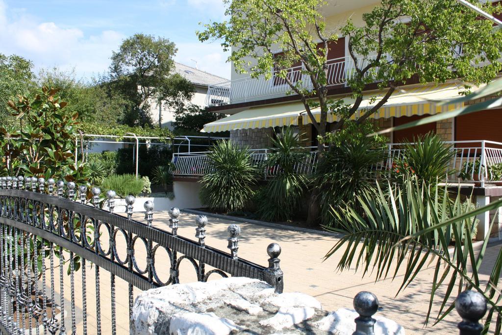 Villa Petra Selce Exterior photo